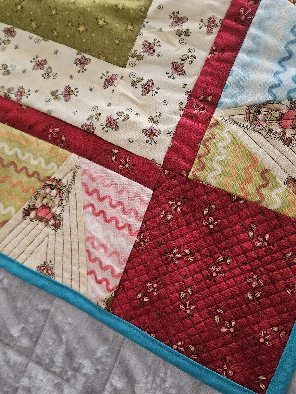 Handmade Why God Made Little Girls Patchwork Baby Quilt 42x51 New